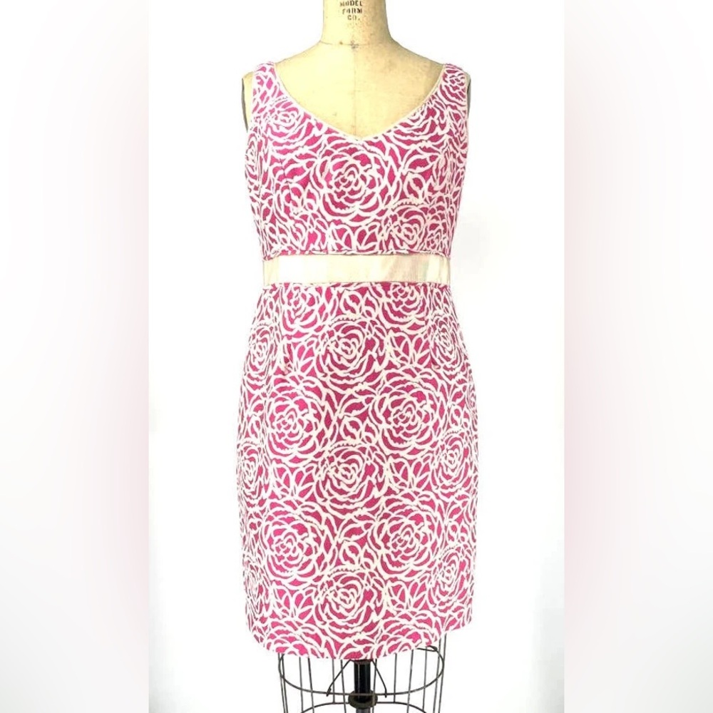 Maggy London White and Magenta Pink Rose Mini Sleeveless Sheath Dress Size 10 - Picture 2 of 4